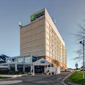 Express West By Ihg מלון