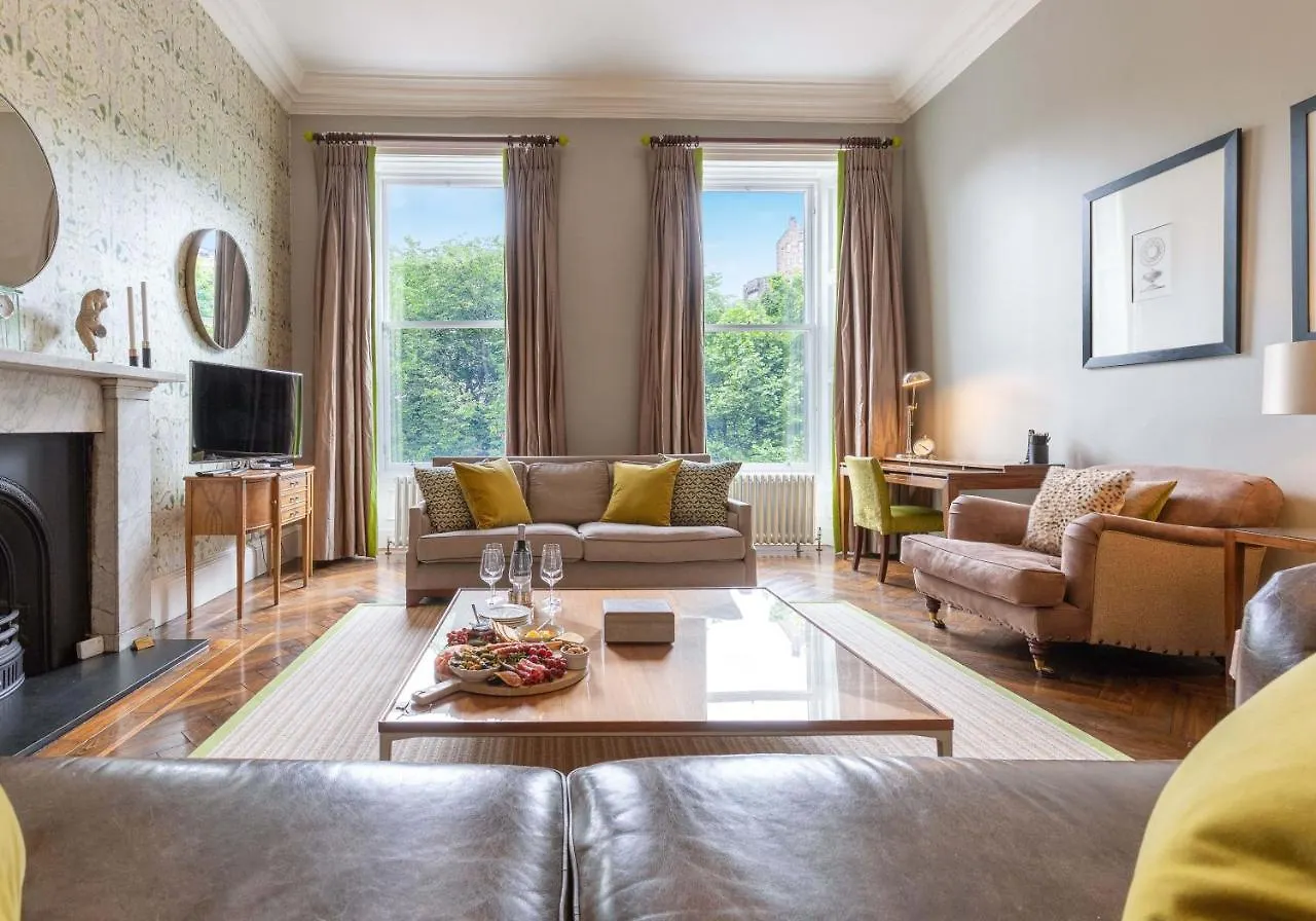 The Edinburgh Address - Castle View Apartment contacts