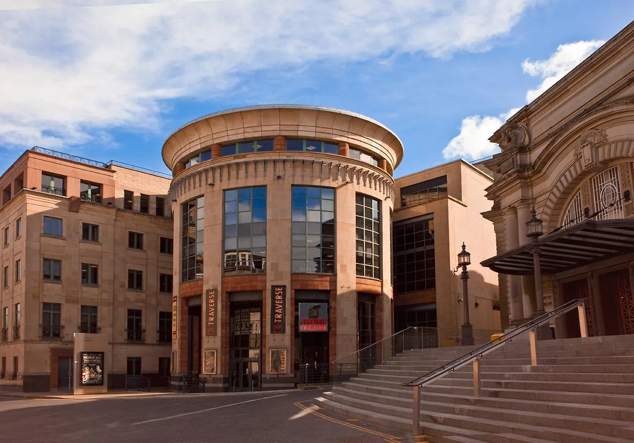 The Edinburgh Address - Castle View Apartment