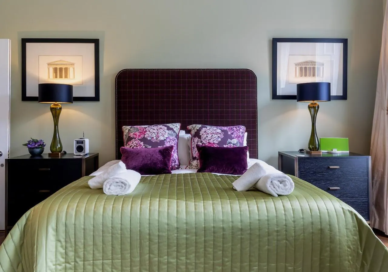 The Edinburgh Address - Castle View Apartment United Kingdom