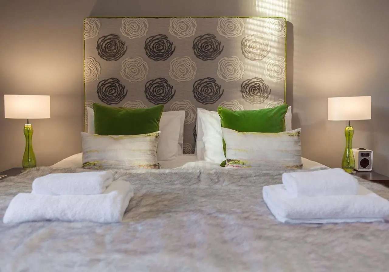 The Edinburgh Address - Castle View Apartment United Kingdom