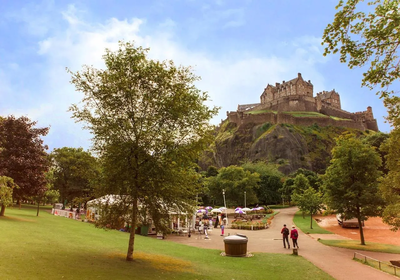 The Edinburgh Address - Castle View Apartment