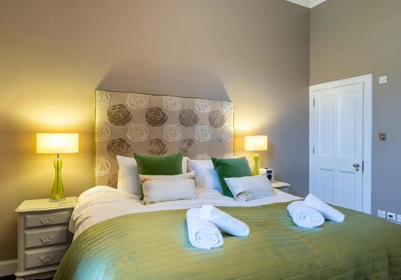 The Edinburgh Address - Castle View Apartment United Kingdom