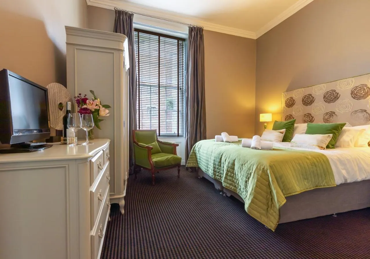 The Edinburgh Address - Castle View Apartment United Kingdom