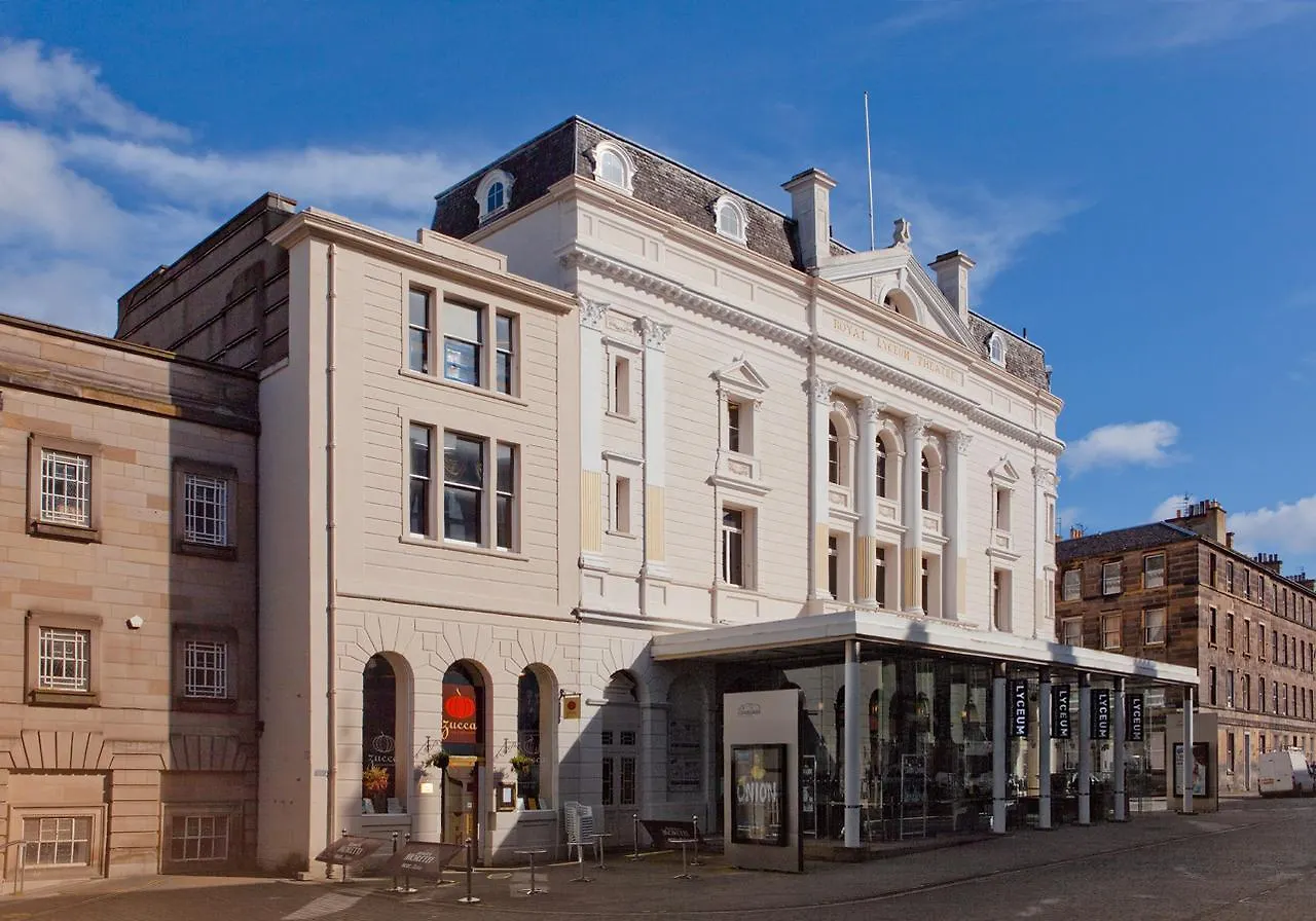 The Edinburgh Address - Castle View Apartment